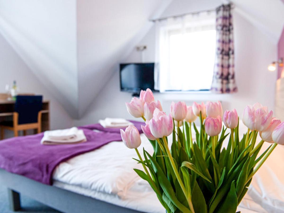 Gosciniec Ptasi Zaulek Bed and Breakfast Niechorze Eksteriør billede
